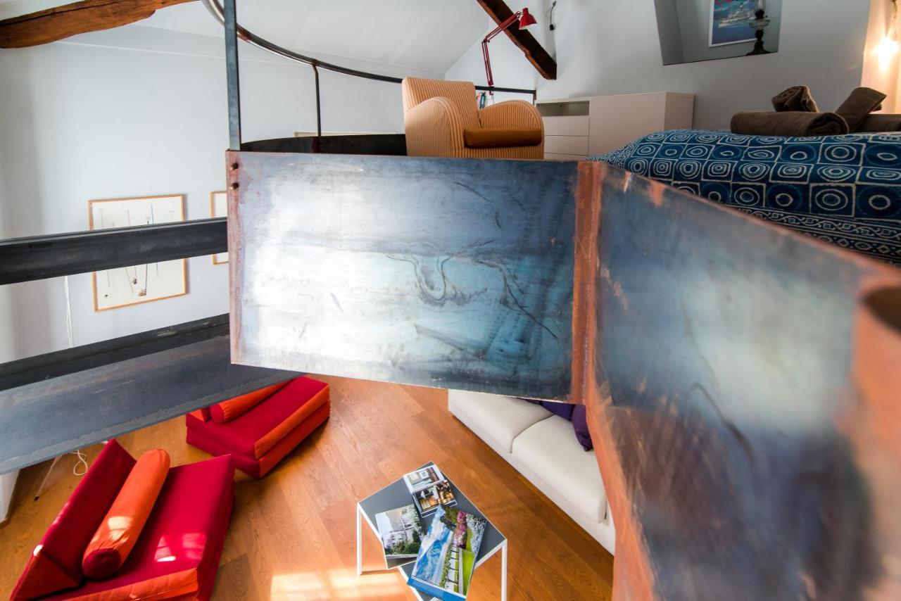 Appartement Antica Via Volta - The House Of Travelers *