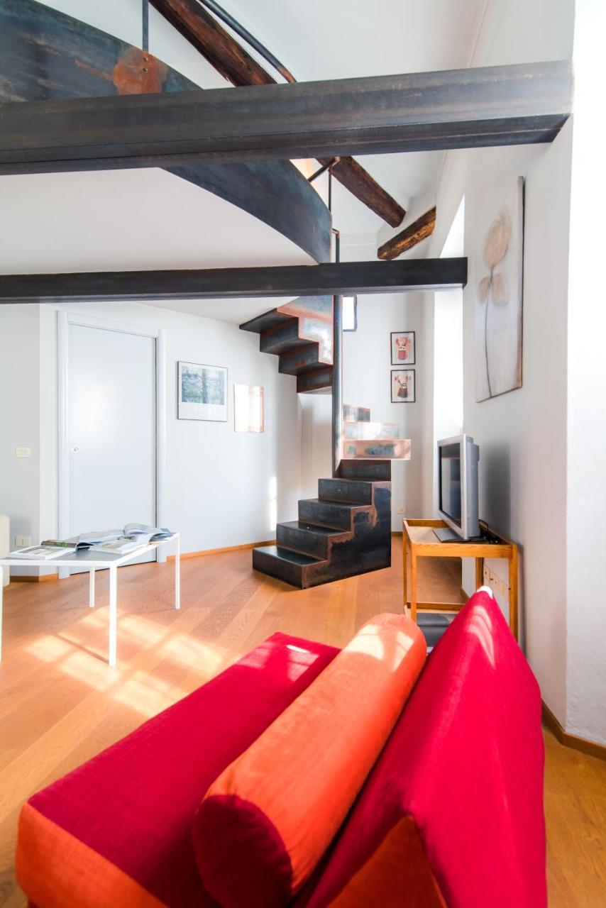 Antica Via Volta - The House Of Travelers Appartement